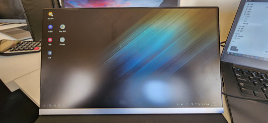 Why does the portable monitor not display when connected to a mobile phone.